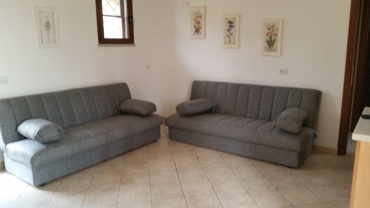 Casa Alice Apartment Budoni Ngoại thất bức ảnh