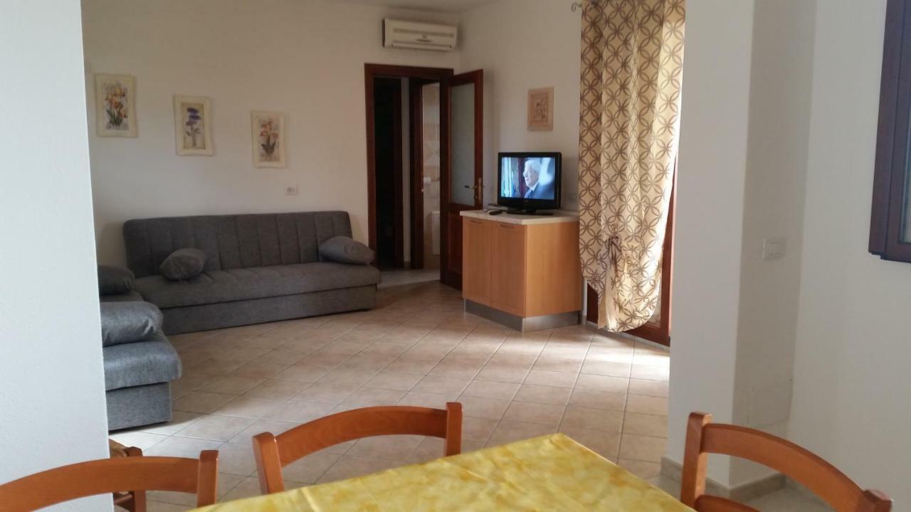 Casa Alice Apartment Budoni Ngoại thất bức ảnh
