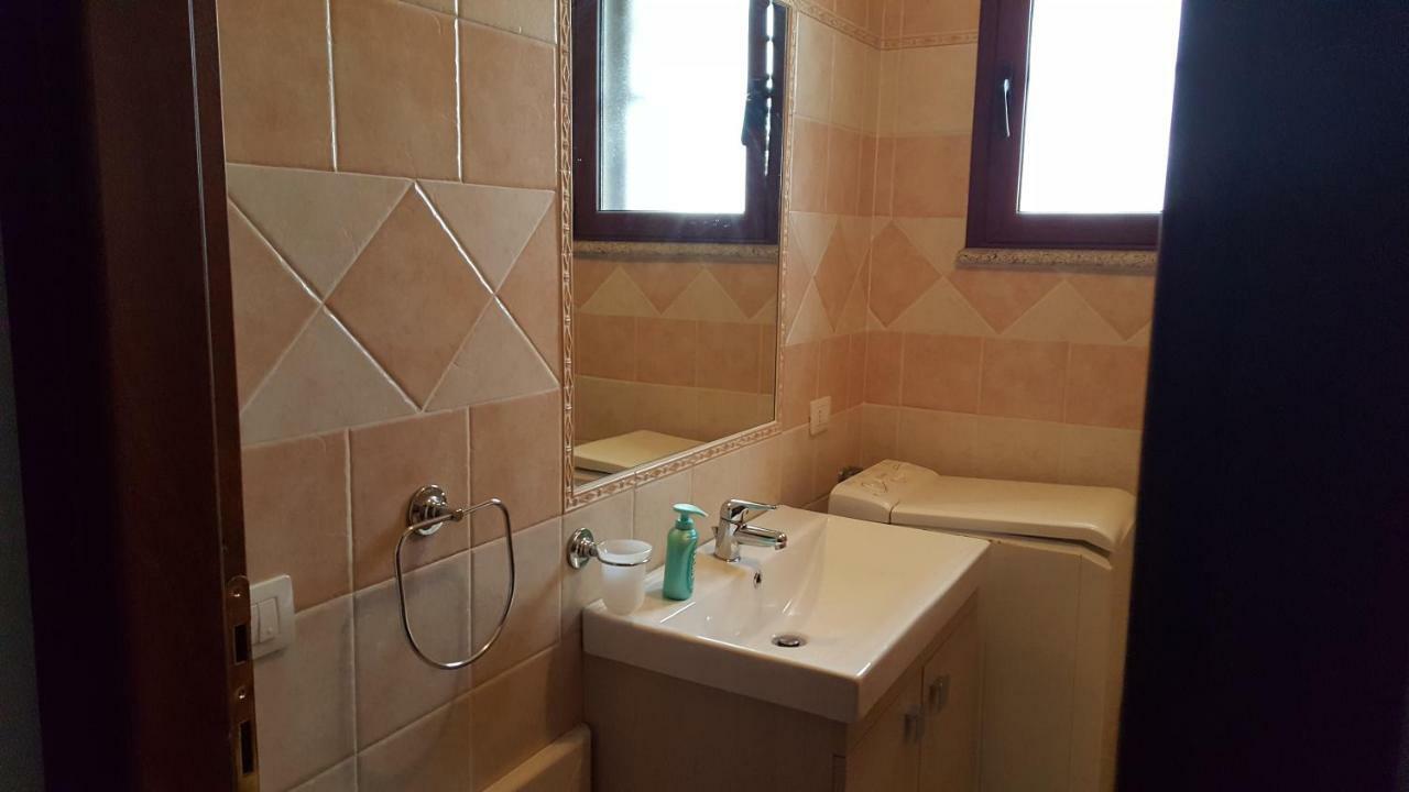 Casa Alice Apartment Budoni Ngoại thất bức ảnh
